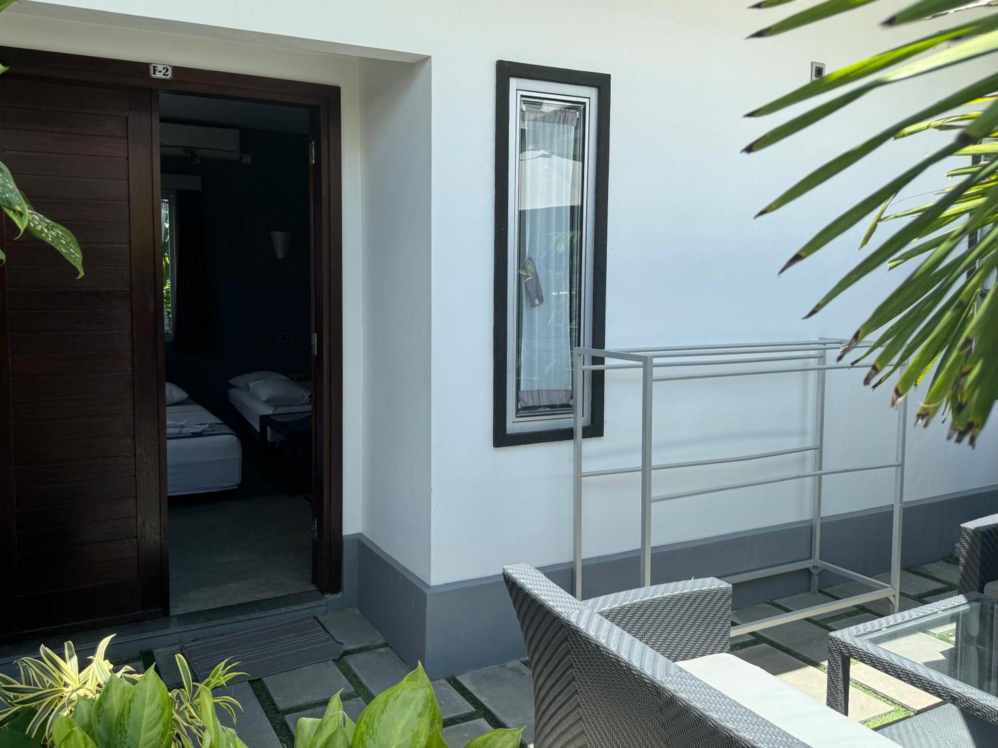 סנגיגי Villa Rumah Putih Abu Abu מראה חיצוני תמונה