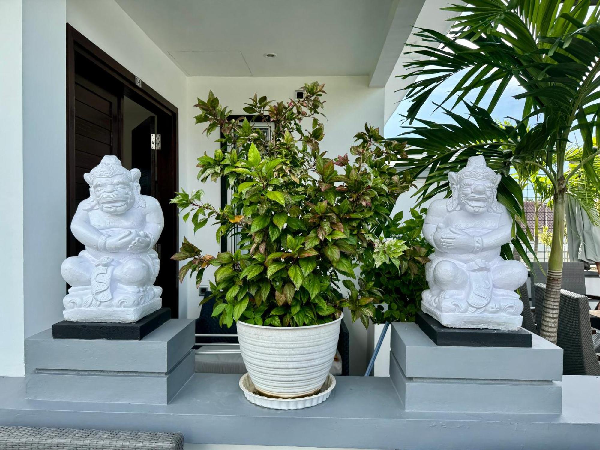 סנגיגי Villa Rumah Putih Abu Abu מראה חיצוני תמונה
