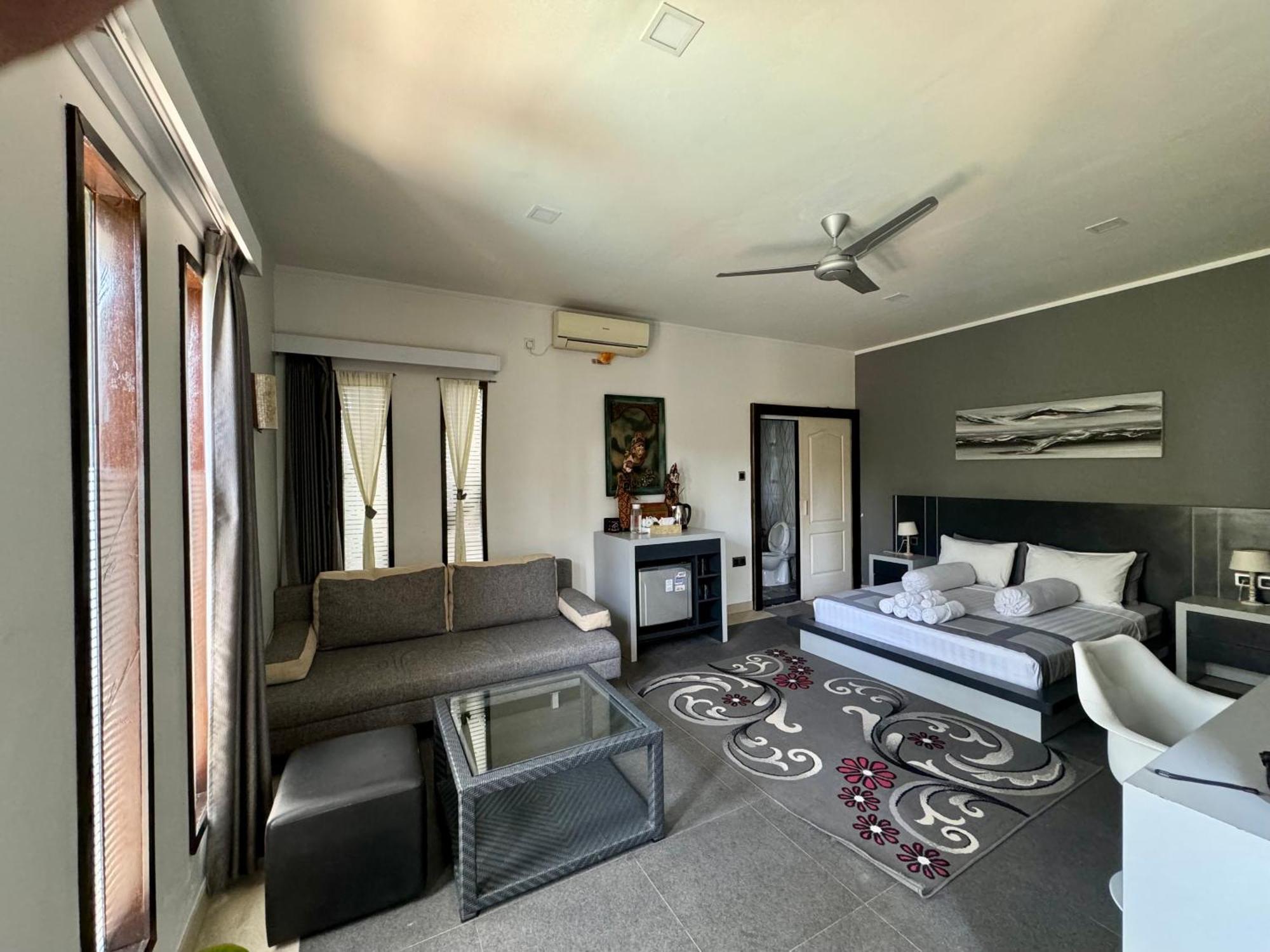 סנגיגי Villa Rumah Putih Abu Abu מראה חיצוני תמונה